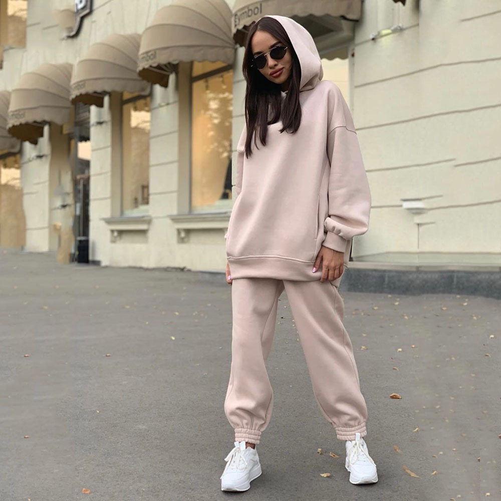 Monochrome hoodie-set met capu - Monochrome Suit Set recensie en prijs
